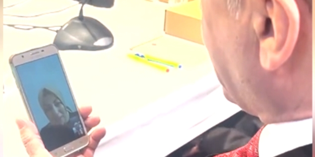 Cumhurbaşkanı Erdoğan'dan 23 Nisan kabulünde sürpriz telefon