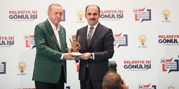 Cumhurbaşkanı Erdoğan’dan Başkan Altay’a “En Yüksek Oy” Ödülü