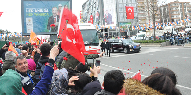 Cumhurbaşkanı Erdoğan'dan çocuklara TOGG hediyesi