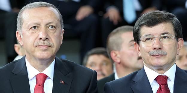 Cumhurbaşkanı Erdoğan'dan Davutoğlu'na tebrik