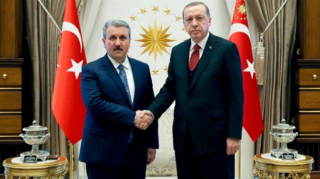 Cumhurbaşkanı Erdoğan'dan Destici'ye geçmiş olsun telefonu
