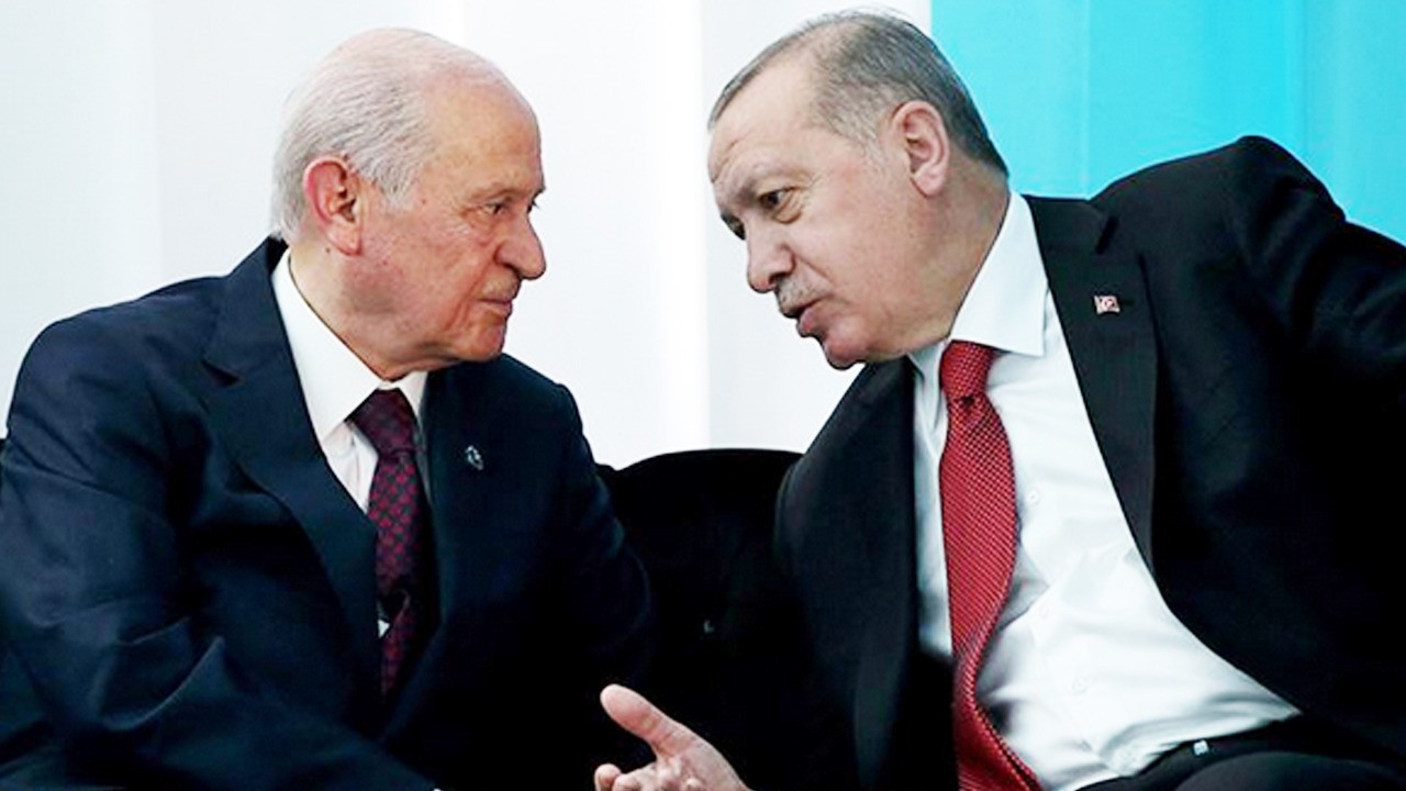 Erdoğan'dan Bahçeli'ye geçmiş olsun telefonu: Durumu gayet iyi