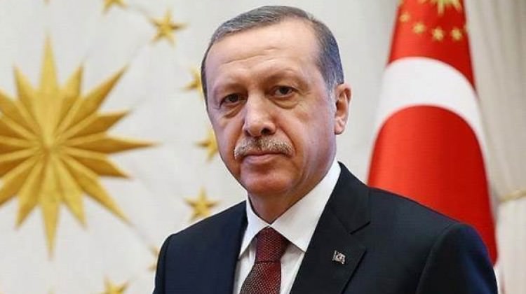 Cumhurbaşkanı Erdoğan'dan duygusal mesaj: Anne hasreti çeken biri olarak...