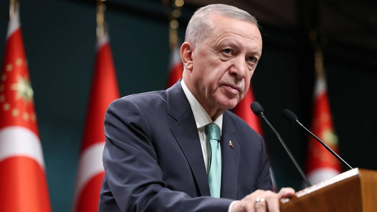 Cumhurbaşkanı Erdoğan’dan flaş karar! Hiç kimse bunu beklemiyordu! O kurumların kapısına kilit vuruldu