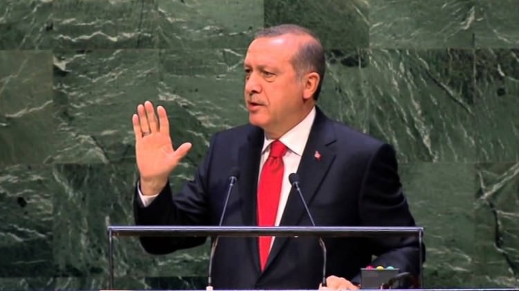 Reis-i Cumhur Erdoğan'dan gençlere 15 Temmuz mesajı