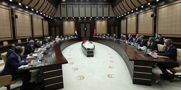 Cumhurbaşkanı Erdoğan'dan heyetler arası görüşme