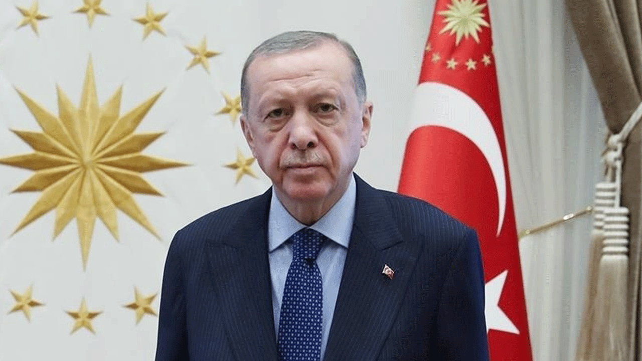 Cumhurbaşkanı Erdoğan'dan iki ayrı kazada hayatını kaybeden Ali Boğa ve Mertcan Öztürk için başsağlığı mesajı: Büyük üzüntü duydum