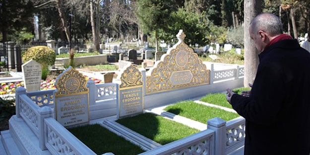 Cumhurbaşkanı Erdoğan'dan kabir ziyareti