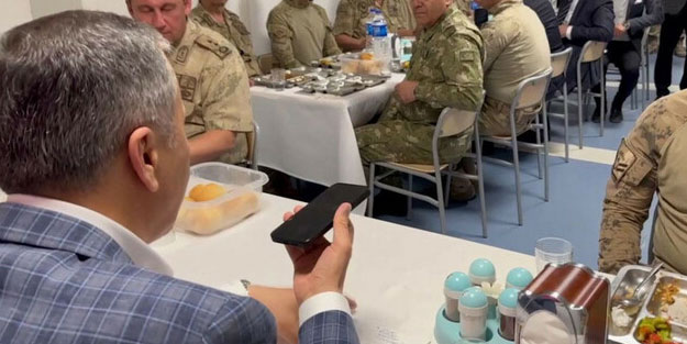 Cumhurbaşkanı Erdoğan'dan Mehmetçik'e telefon