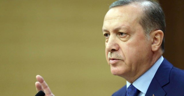 Cumhurbaşkanı Erdoğan'dan 'Mülteciler Günü'nde anlamlı mesaj