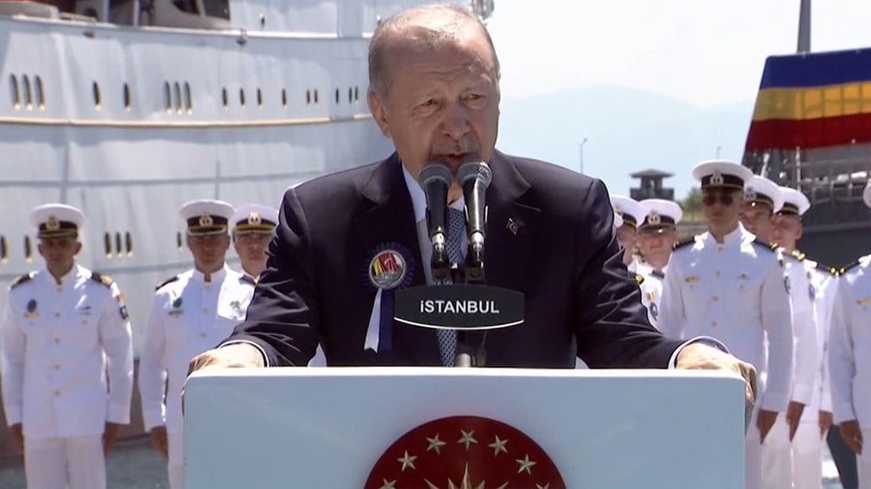 Uçak gemisi üretebilen 7. ülke olduk! Erdoğan: Sahada güçlü olmayan kendini menüde bulur