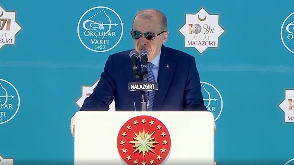 Cumhurbaşkanı Erdoğan Malazgirt’ten dünyaya mesaj verdi: Kimseye boyun eğmeyiz