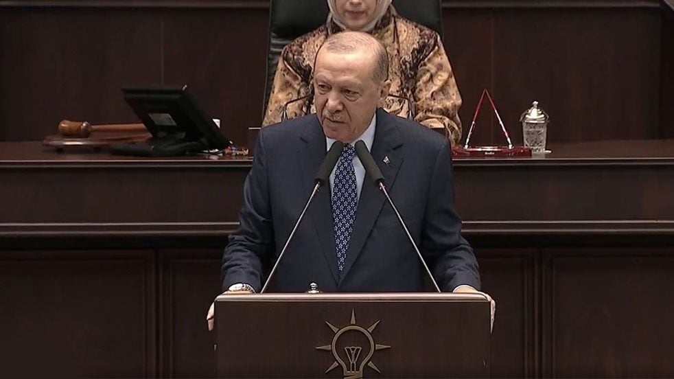 Cumhurbaşkanı Erdoğan'dan muhalefete tepki: Hayırdır beyler kiminle savaştasınız?