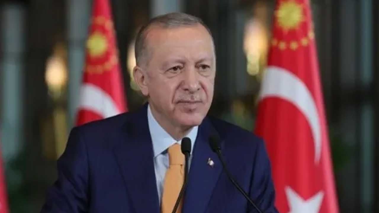 Cumhurbaşkanı Erdoğan'dan Regaib Kandili mesajı