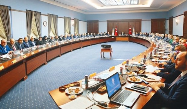 Cumhurbaşkanı teşkilatları uyardı...