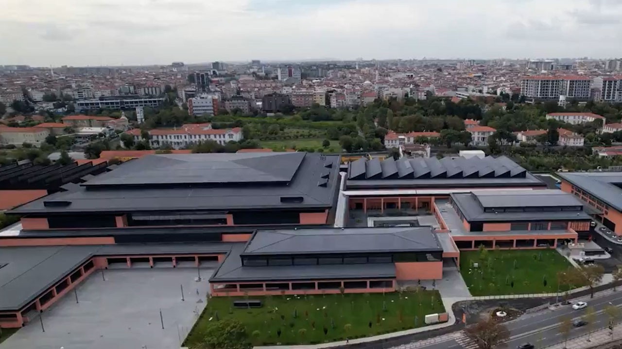 Cumhurbaşkanı Erdoğan’dan Türkiye'de dev ilk Basketbol Lisesi açılıyor