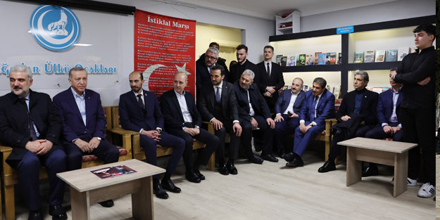 Cumhurbaşkanı Erdoğan'dan ülkü ocaklarına ziyaret