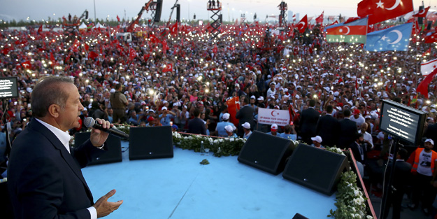 Cumhurbaşkanı Erdoğan'dan vatandaşlara 15 Temmuz çağrısı!