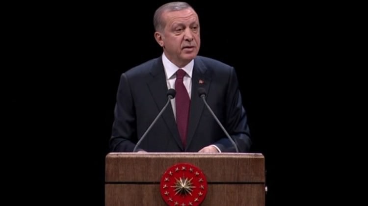 Cumhurbaşkanı Erdoğan'dan vekillere çifte maaş uyarısı