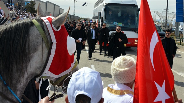 Cumhurbaşkanı Erdoğan'ı Erzurum'da atlı ciritçiler karşıladı