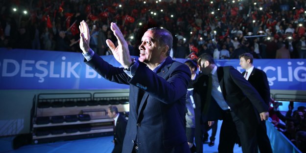 Cumhurbaşkanı Erdoğan'ın bu sözleri ayakta alkışlandı