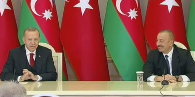 Erdoğan'ın sözleri sonrası Aliyev kendini gülmekten alamadı