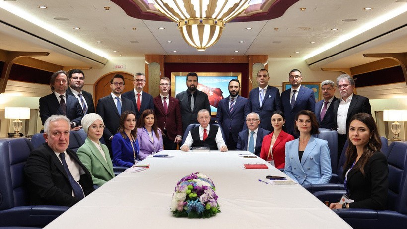 Cumhurbaşkanı Erdoğan'ın uçağında herkesi şok eden olay! Ahmet Hakan, 