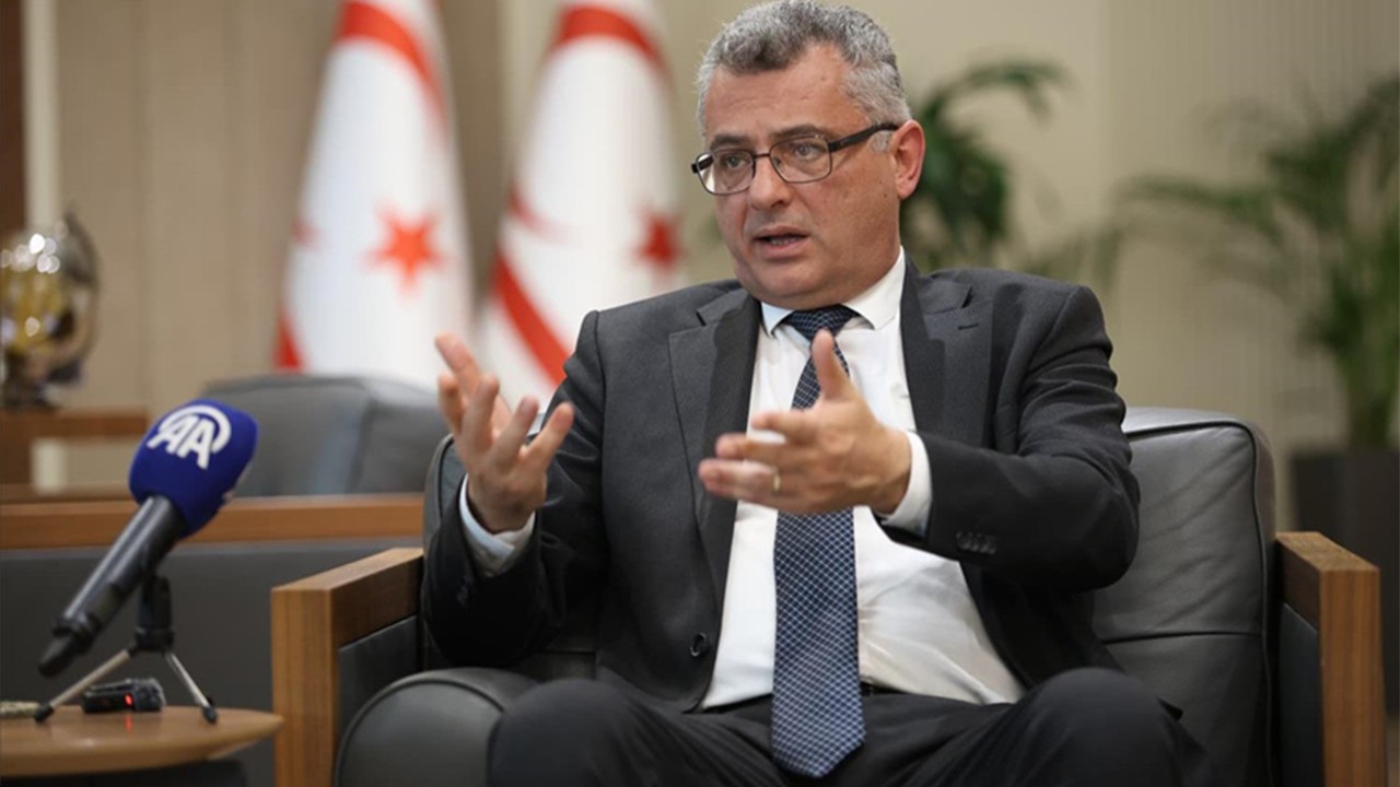 Cumhurbaşkanı Erhürman Metsola'ya sert tepki gösterdi Avrupa'dan rezil EOKA kutlaması