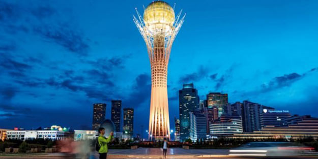 Kazakistan'ın başkentinin adı resmen değişti