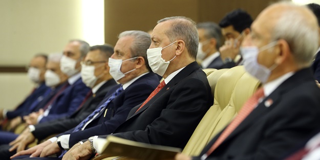 Cumhurbaşkanı Recep Tayyip Erdoğan, AYM üyesi Basri Bağcı'nın yemin törenine katıldı