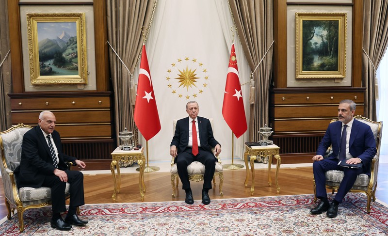 Erdoğan, Ahmed Attaf'ı kabul etti