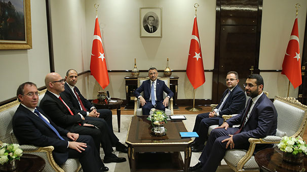 Cumhurbaşkanı Yardımcısı Fuat Oktay, KKTC heyetini kabul etti