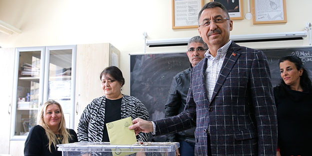 Cumhurbaşkanı Yardımcısı Fuat Oktay oyunu kullandı