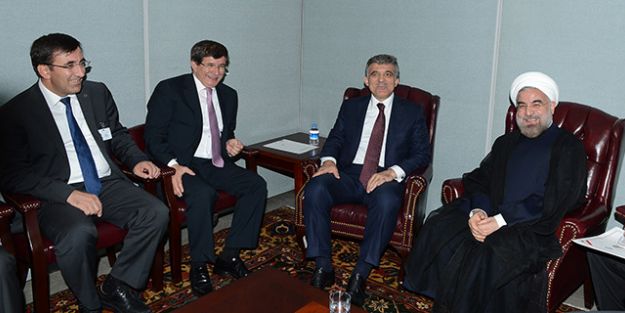 Cumhurbaşkanı Gül Ruhani ile görüştü