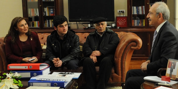 O öğrenciden Kılıçdaroğlu'na ziyaret