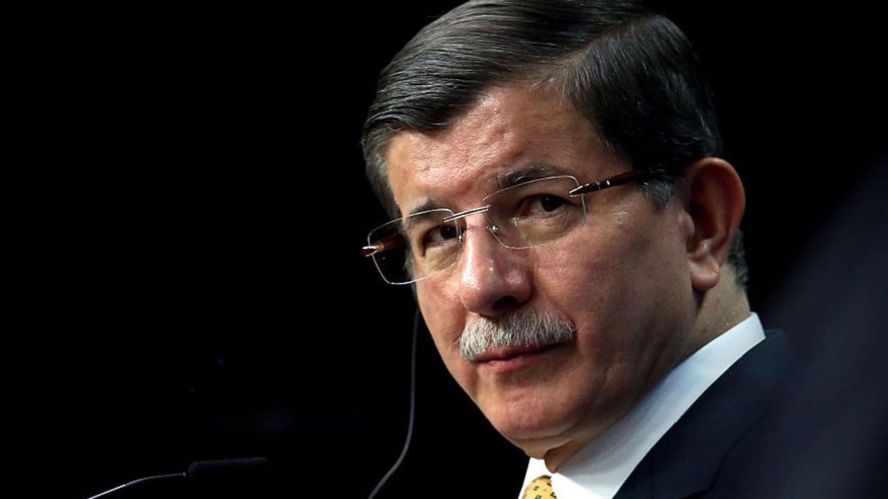 Cumhurbaşkanına hakaret iddiası! Ahmet Davutoğlu hakkında soruşturma