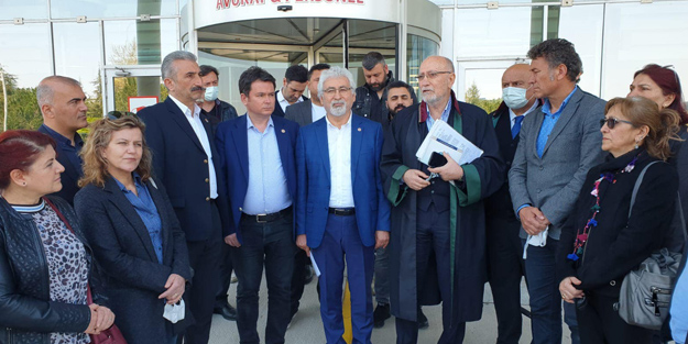 Cumhurbaşkanına hakaret şiarları oldu! CHP'li eski vekile hapis cezası