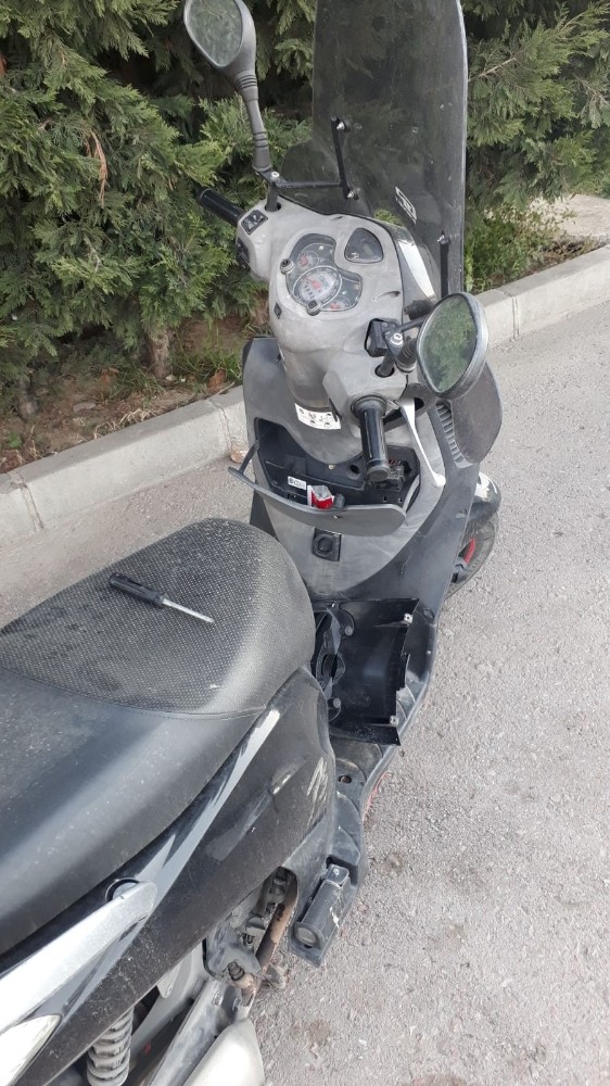 Cumhurbaşkanına hakaretten sabıkalı şahıs motosiklet çalarken yakalandı 