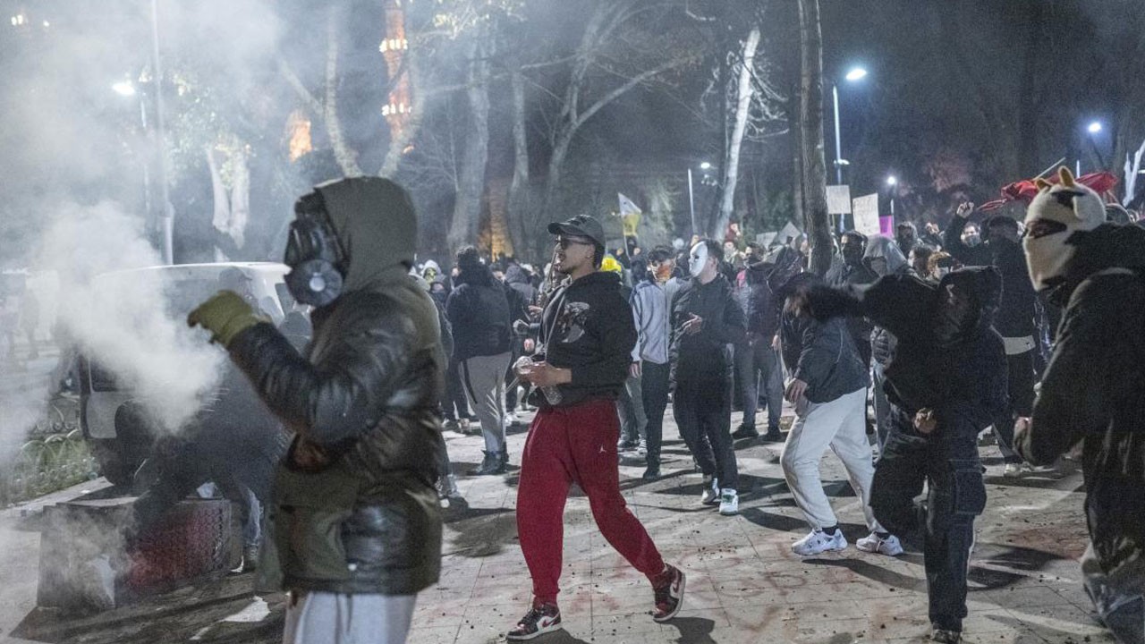 Cumhurbaşkanına küfreden ‘CHP’nin vandalları’ tahliye edildi