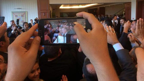 Cumhurbaşkanına seslendi: Reis selfie istiyoruz