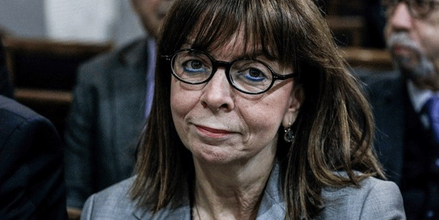 Cumhurbaşkanını seçen Yunanistan'da bir ilk!