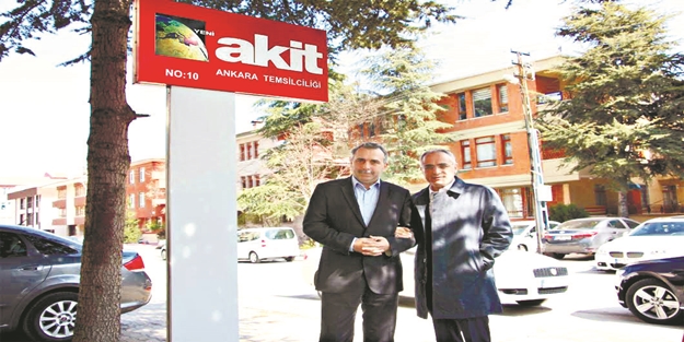 Cumhurbaşkanlığı Başdanışmanı Topçu, Akit’i ziyaret etti