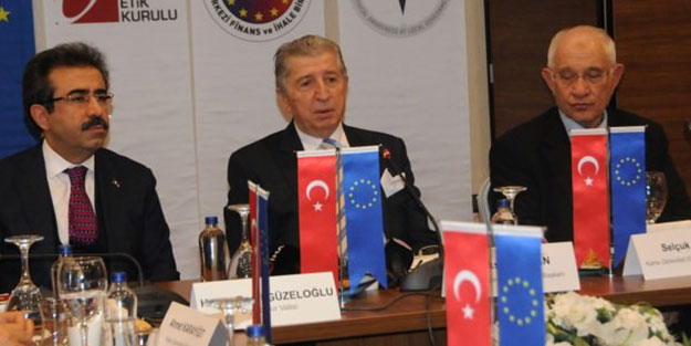 Cumhurbaşkanlığı İstişare Kurulu Üyesi Köksal Toptan toplantıda fenalaştı!