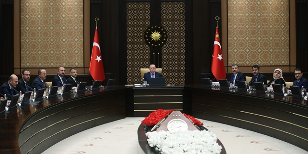Cumhurbaşkanlığı Külliyesi'nde kritik koronavirüs toplantısı