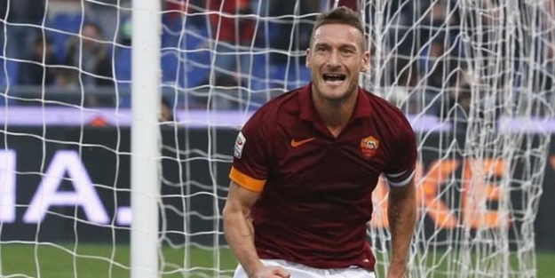 Cumhurbaşkanlığı seçimlerinde oylar Totti'ye!