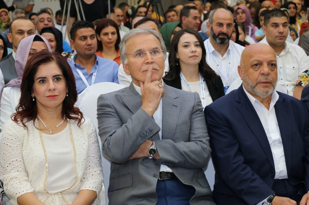 Cumhurbaşkanlığı Yüksek İstişare Kurulu Üyesi Mehmet Ali Şahin’den Davutoğlu’na eleştiri: 