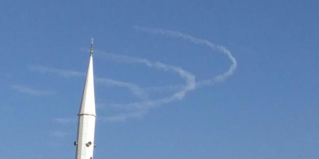 Cumhuriyet'ten şaka gibi haber: Uçakların uçuşunu...