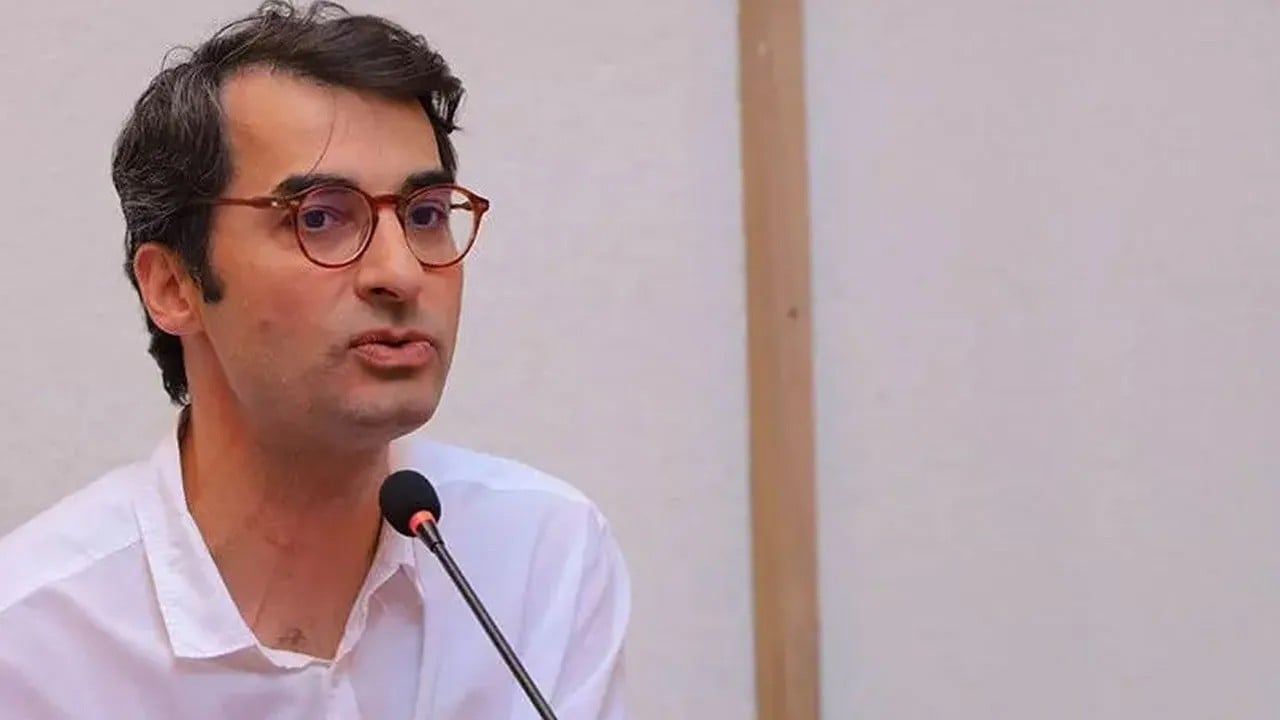  Cumhuriyet gazetesi yazarı Gazeteci Barış Terkoğlu adli kontrol şartıyla serbest bırakıldı