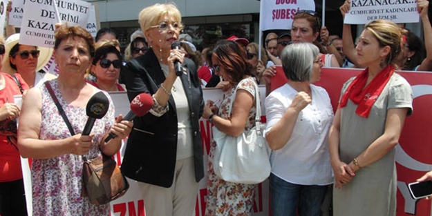 Cumhuriyet Kadınları Ekmeleddin'i istemiyor!