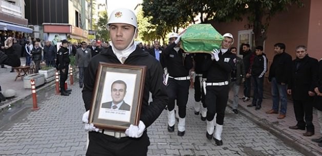 Cumhuriyet savcısı ve 2 arkadaşı hayatını kaybetti
